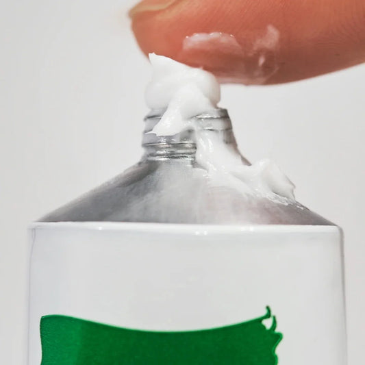 HARUHARU Black Bamboo Nourishing Calming Hand & Nail Cream