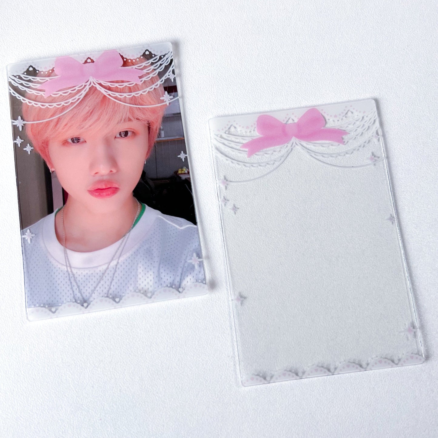 MINS STUDIOS Lace Deco Frame