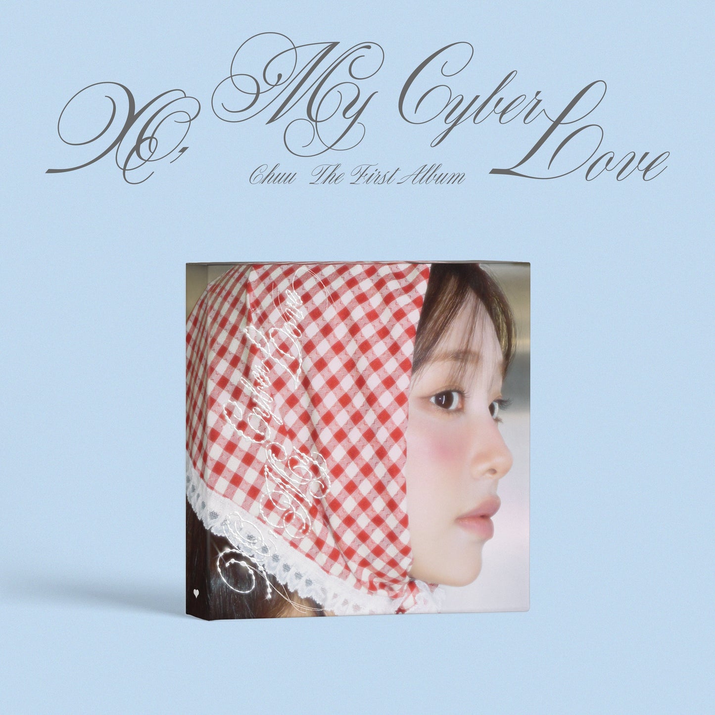 CHUU - 1st Full Album [XO, My Cyberlove] (Love Ver.)