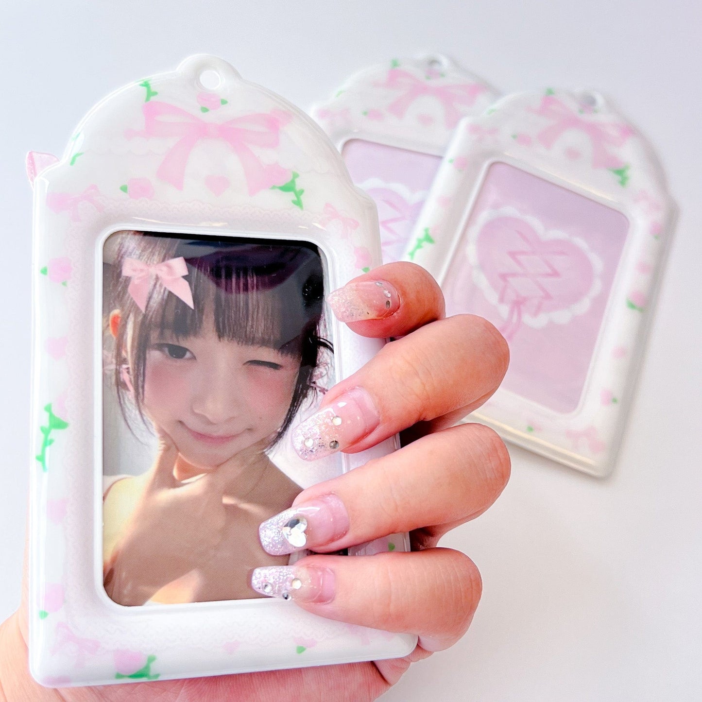 MINS STUDIOS Coquette Card Holder