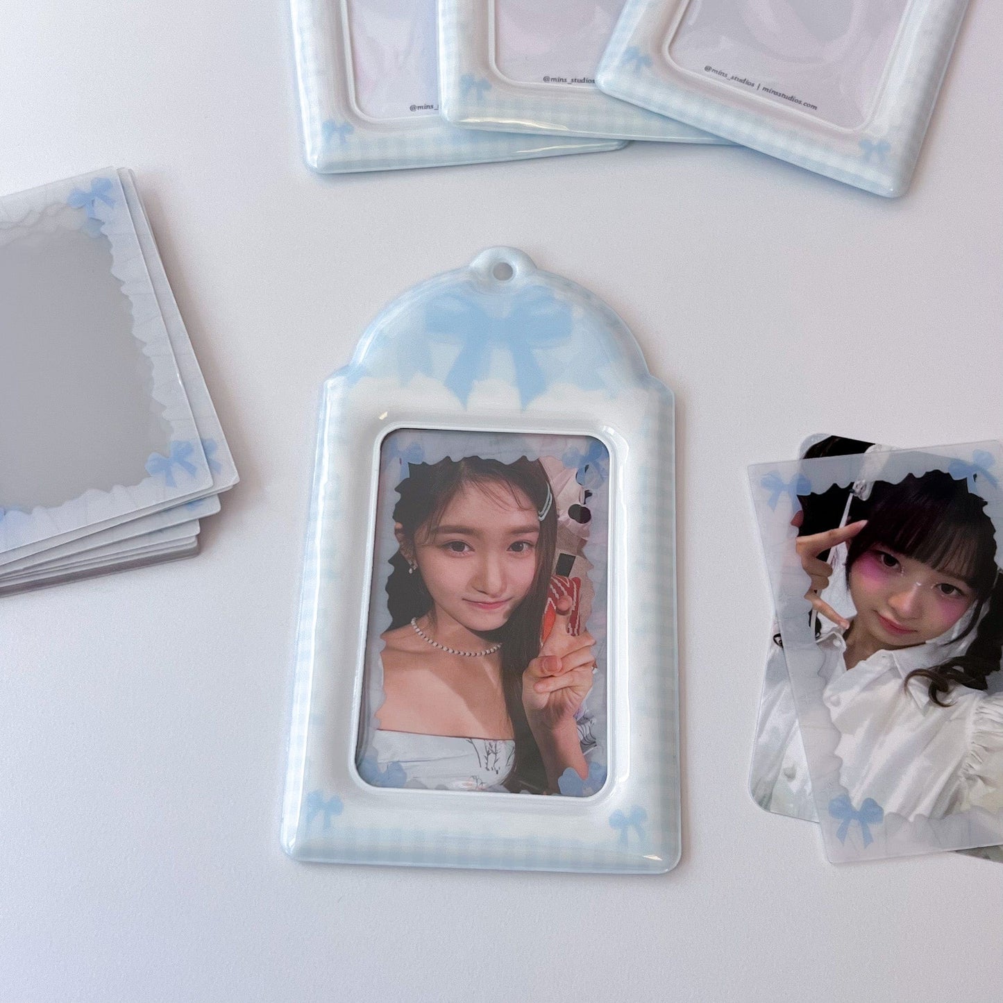 MINS STUDIOS Ice Queen Card Holder
