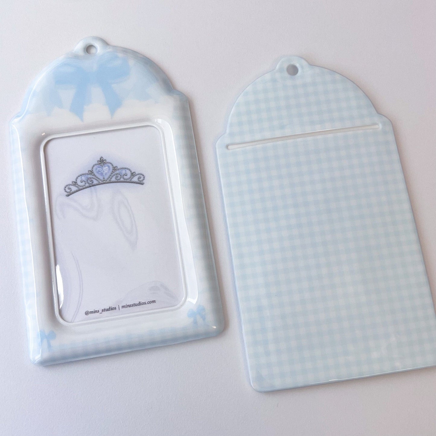 MINS STUDIOS Ice Queen Card Holder