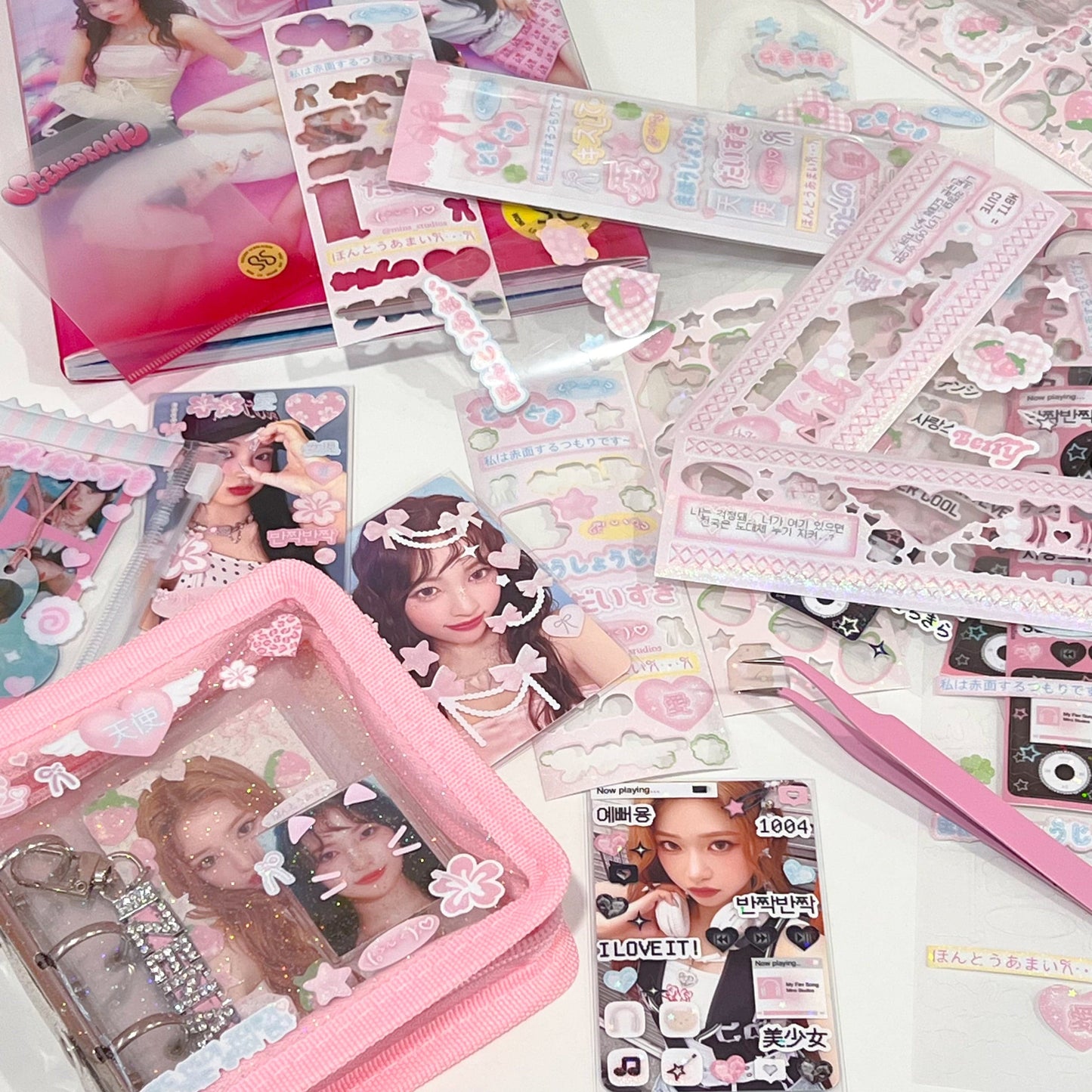 MINS STUDIOS Mini Zipper Binder + Pages