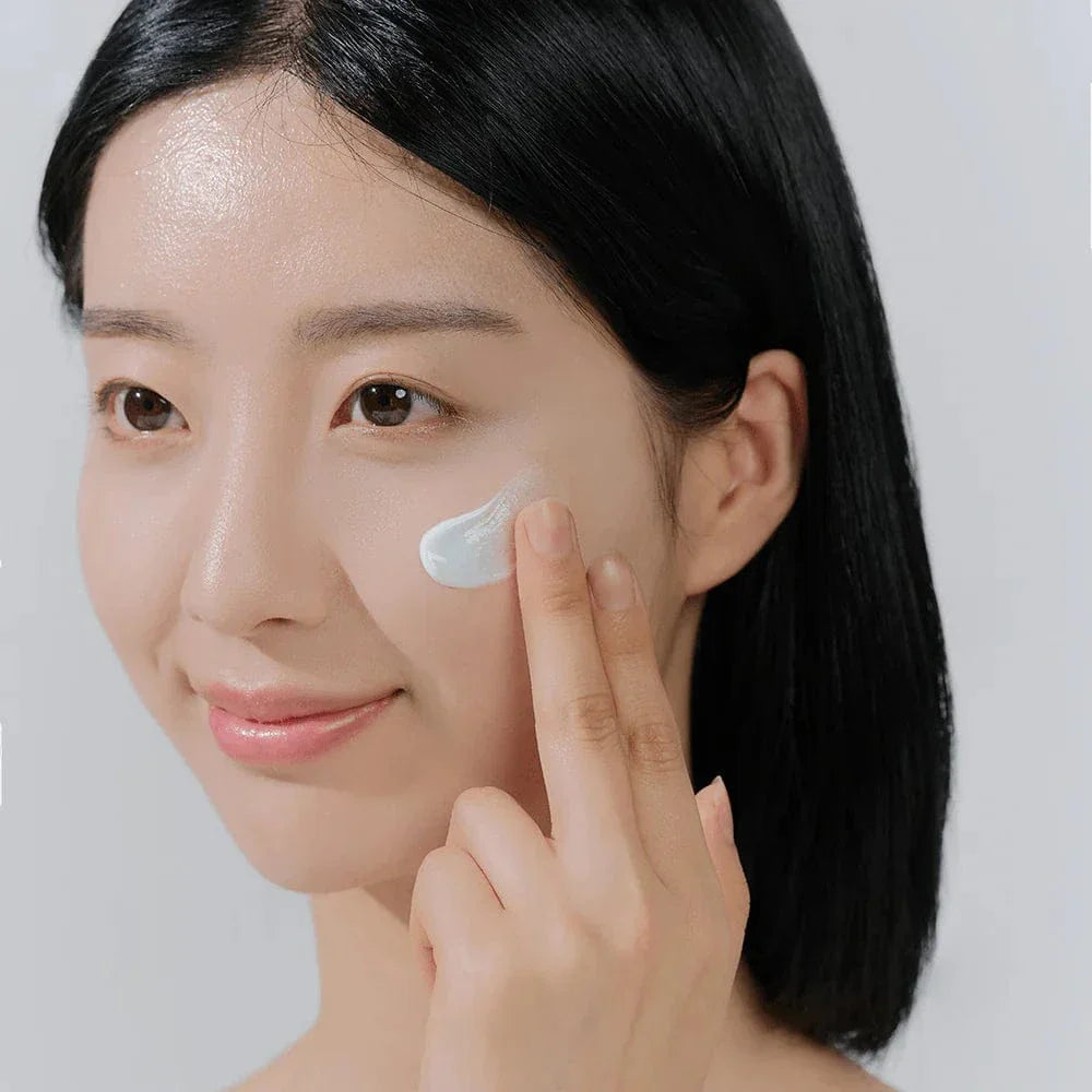 SKIN1004 Madagascar Centella Hyalu-Cica Water-Fit Sun Serum 50mL